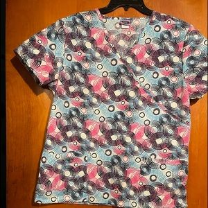 Uniform top
